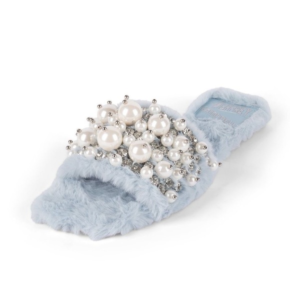 Jeffrey Campbell Baby Blue Facile Faux Fur Slide Sandals. Size 7.5 - Picture 11 of 12